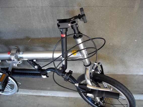 折りたたみ 自転車乗って 輪行へ: 途上の片隅にて